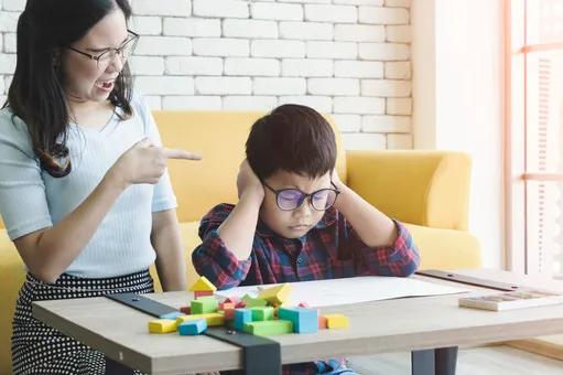 Vì sao con lại bị điểm kém? Hiểu đúng để không trách nhầm