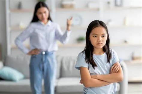 Làm sao để bắt đầu cuộc trò chuyện với con tuổi dậy thì?