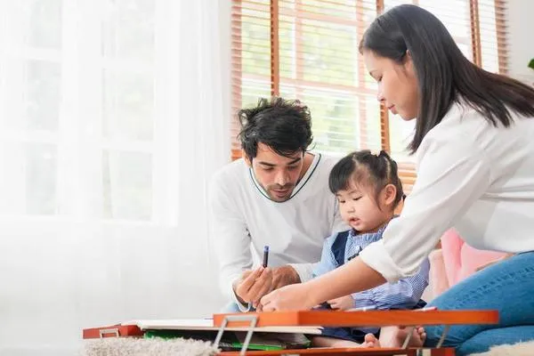 Bí quyết dạy con ngoan theo từng độ tuổi