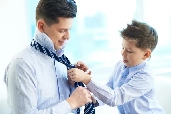 4. Quản lý cảm xúc và giải quyết xung đột một cách khôn ngoan