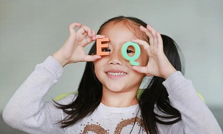 Hiểu biết về giáo dục cảm xúc (EQ)